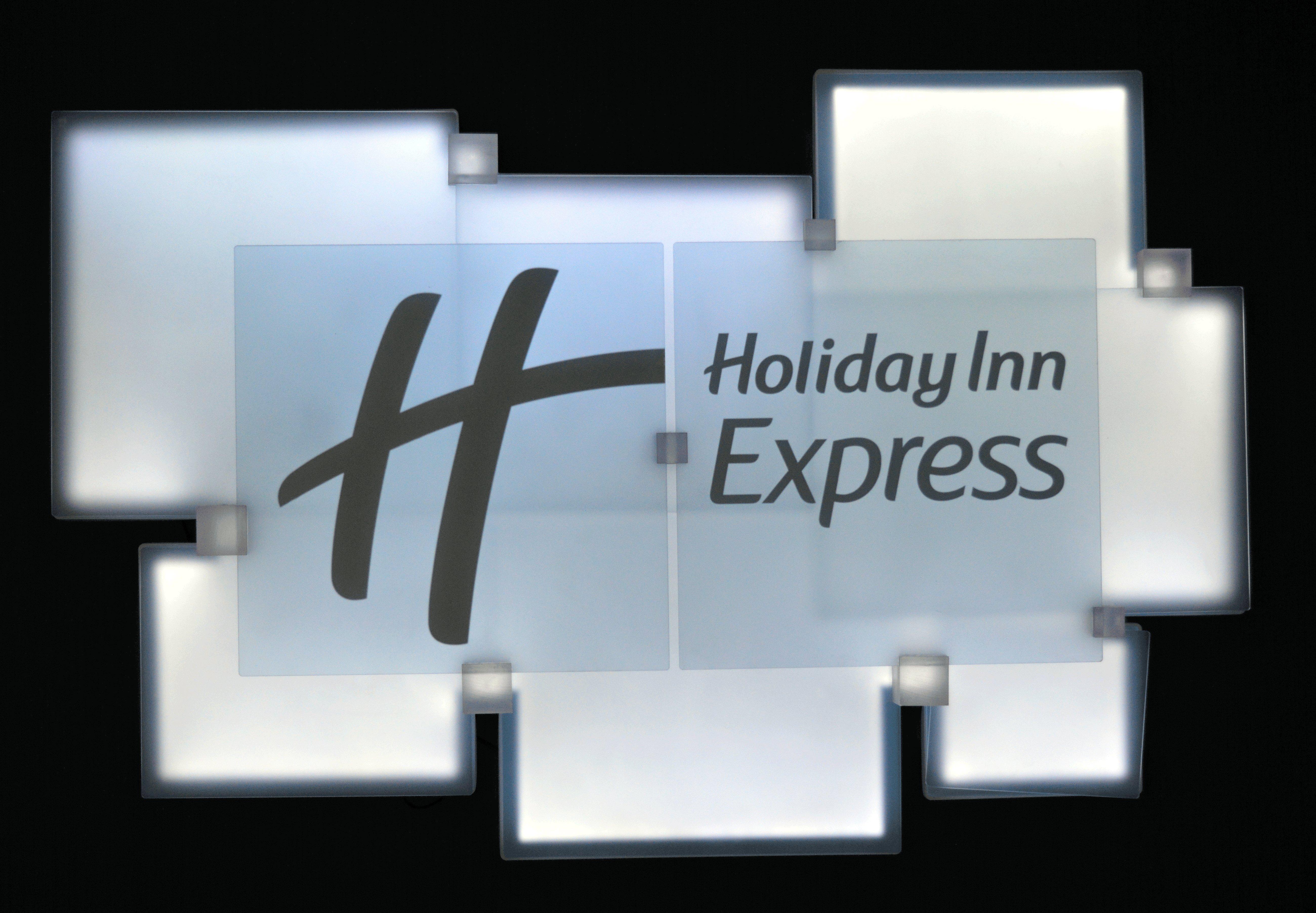 Holiday Inn Express Dundee, An Ihg Hotel Exterior foto